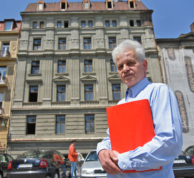 Сплендид враћен старим власницима у ритама